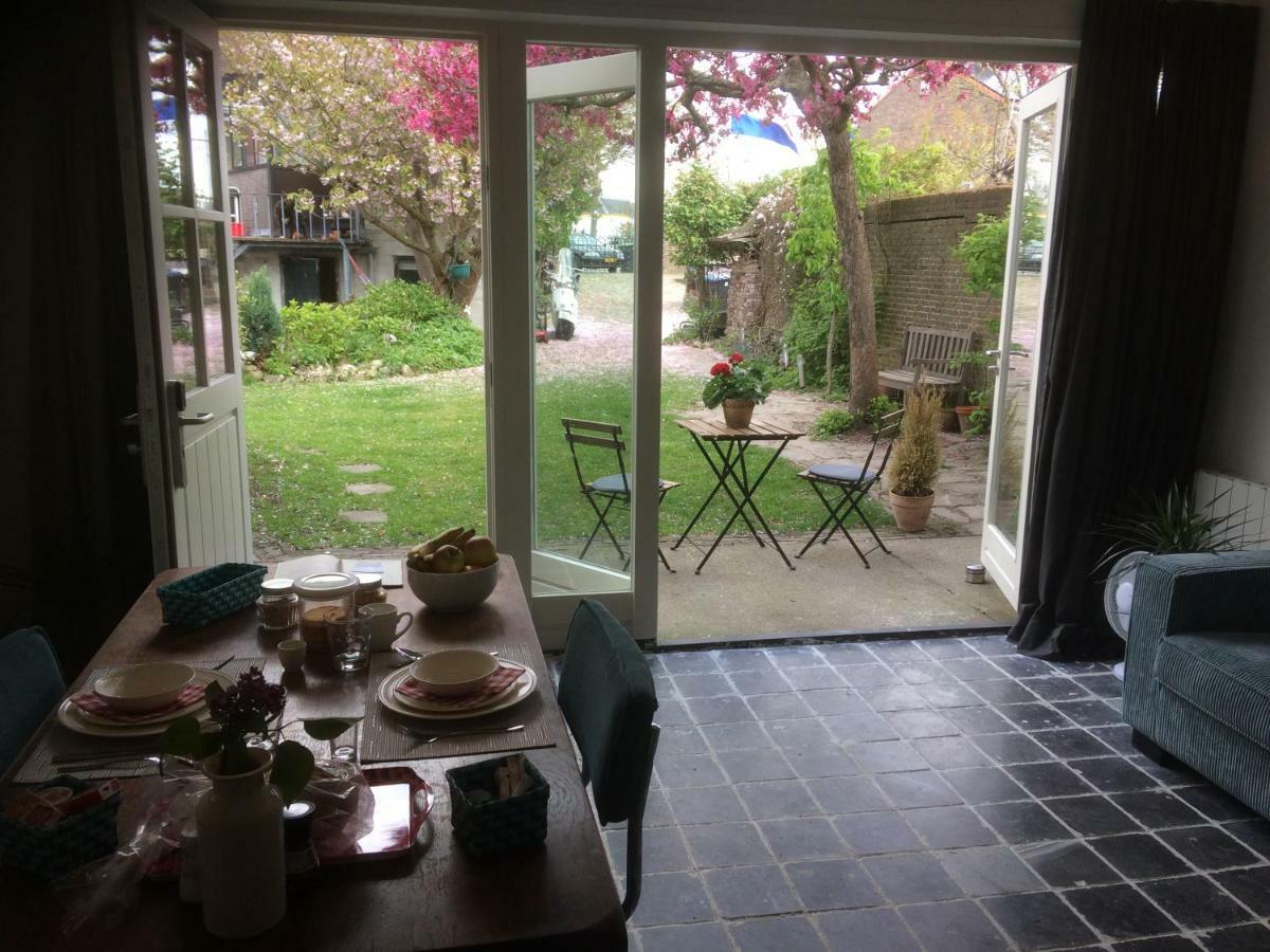 B&B In De Oude Smederij Zaltbommel Exterior photo